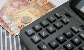 Mercado financeiro reduz previsão da inflação para 5,57%